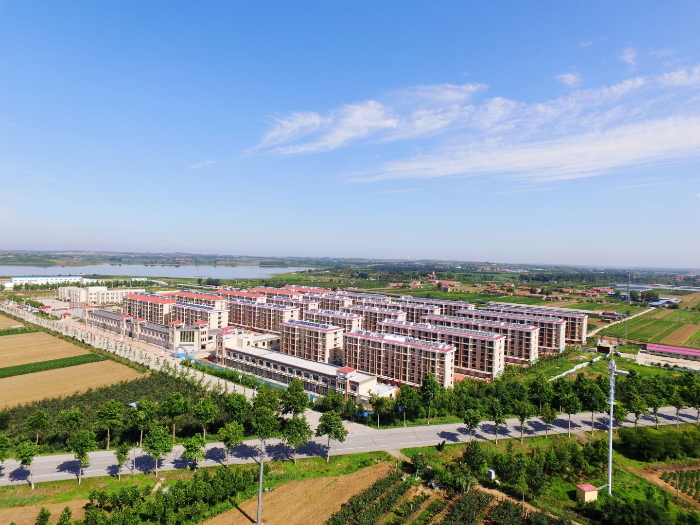 开云(中国)官方莱西平度公司河头店镇龙泉湖社区项目实景图01_compressed